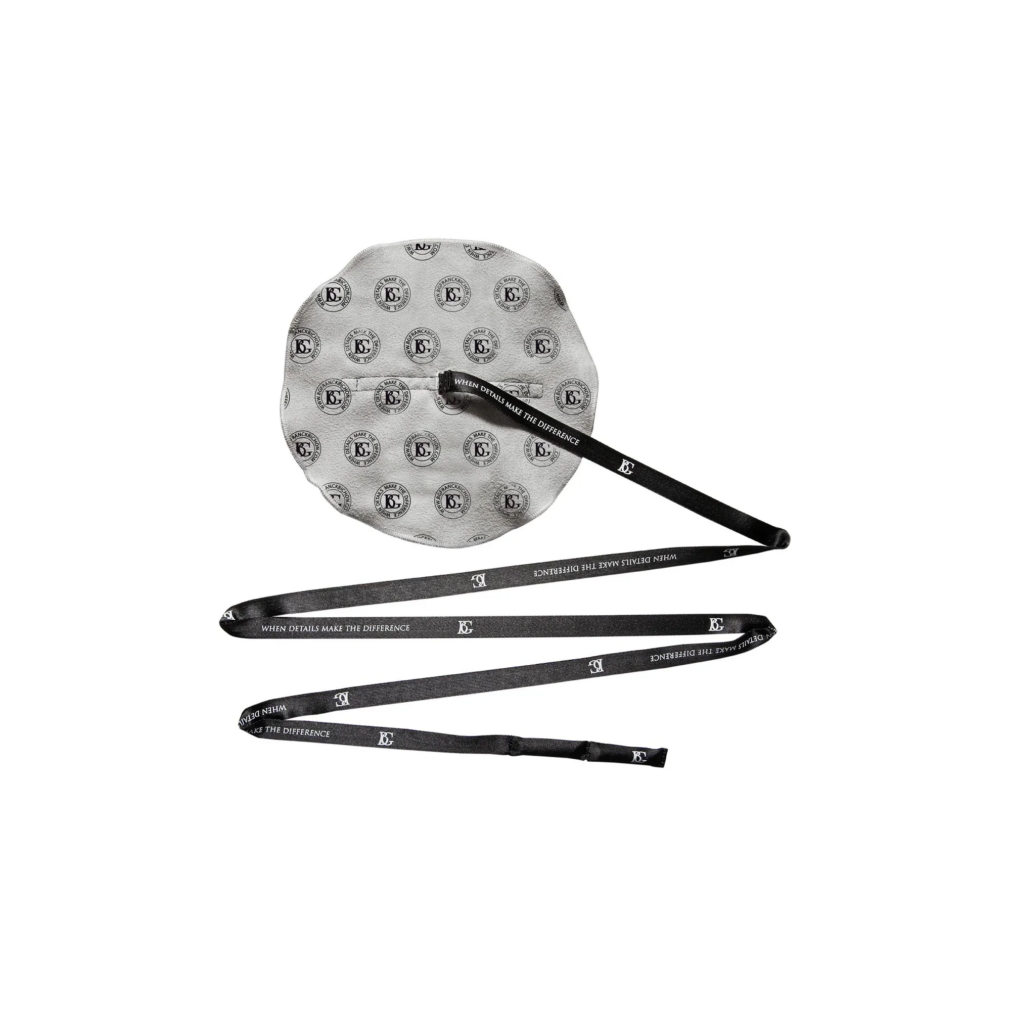 BG France Microfiber Pull Through Instrument Swabs - Image 4