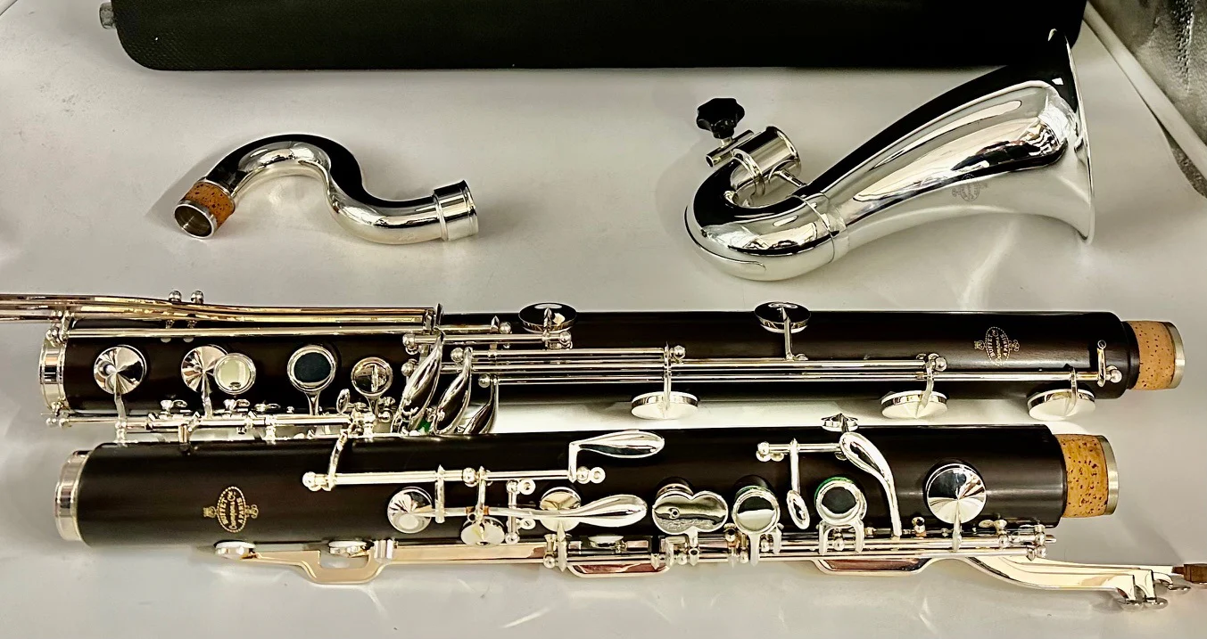 Buffet Crampon Classic Logo BC1180-2-0 Intermediate Bass Clarinet - Image 3