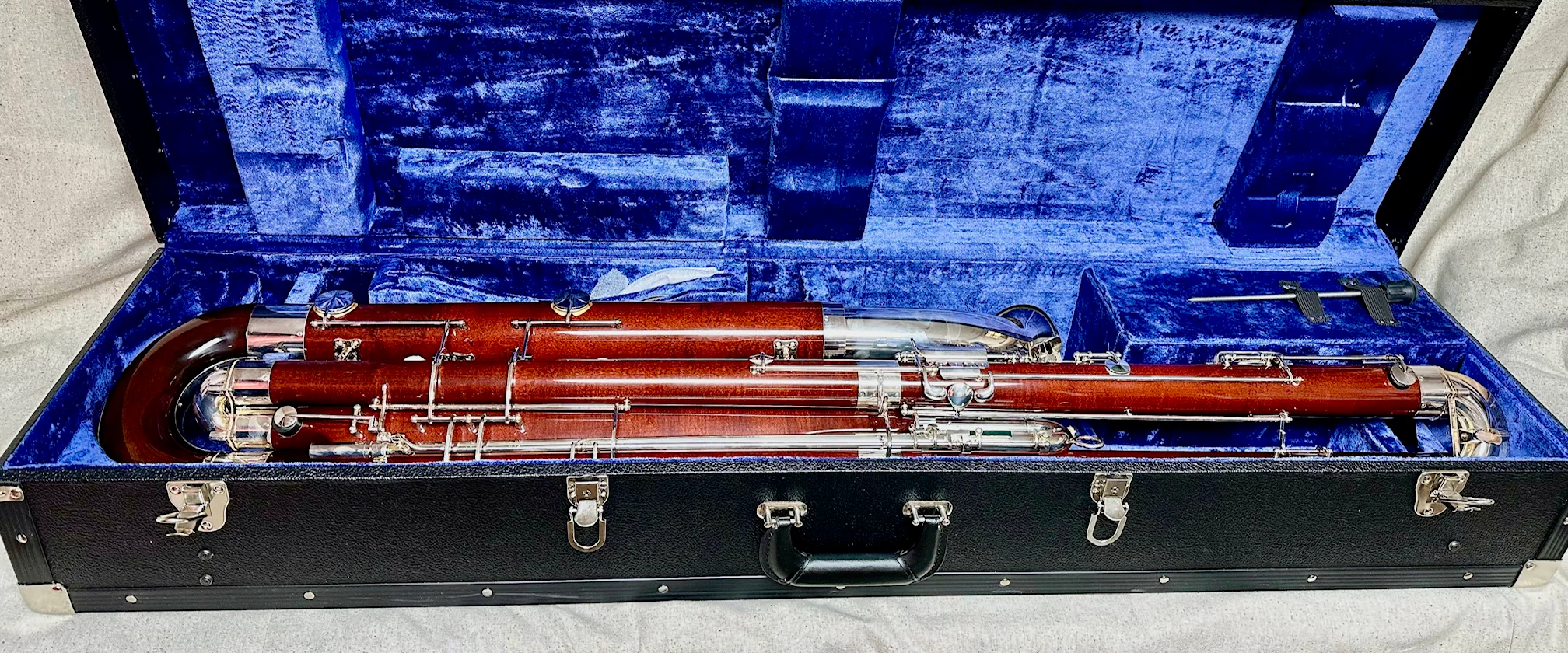 Fox Model 900 Professional Contrabassoon - Image 4