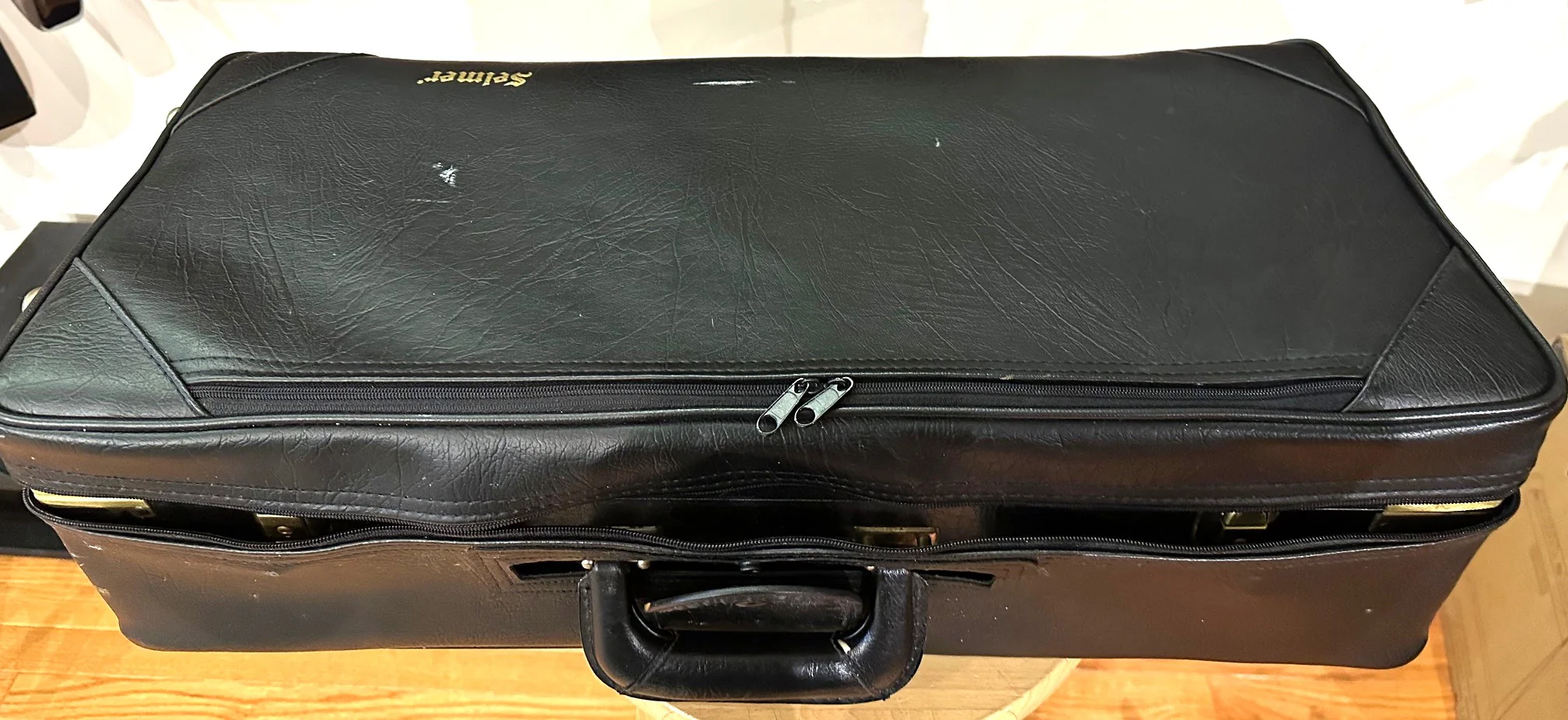 Used Selmer Vanguard Alto Sax Case - Image 4