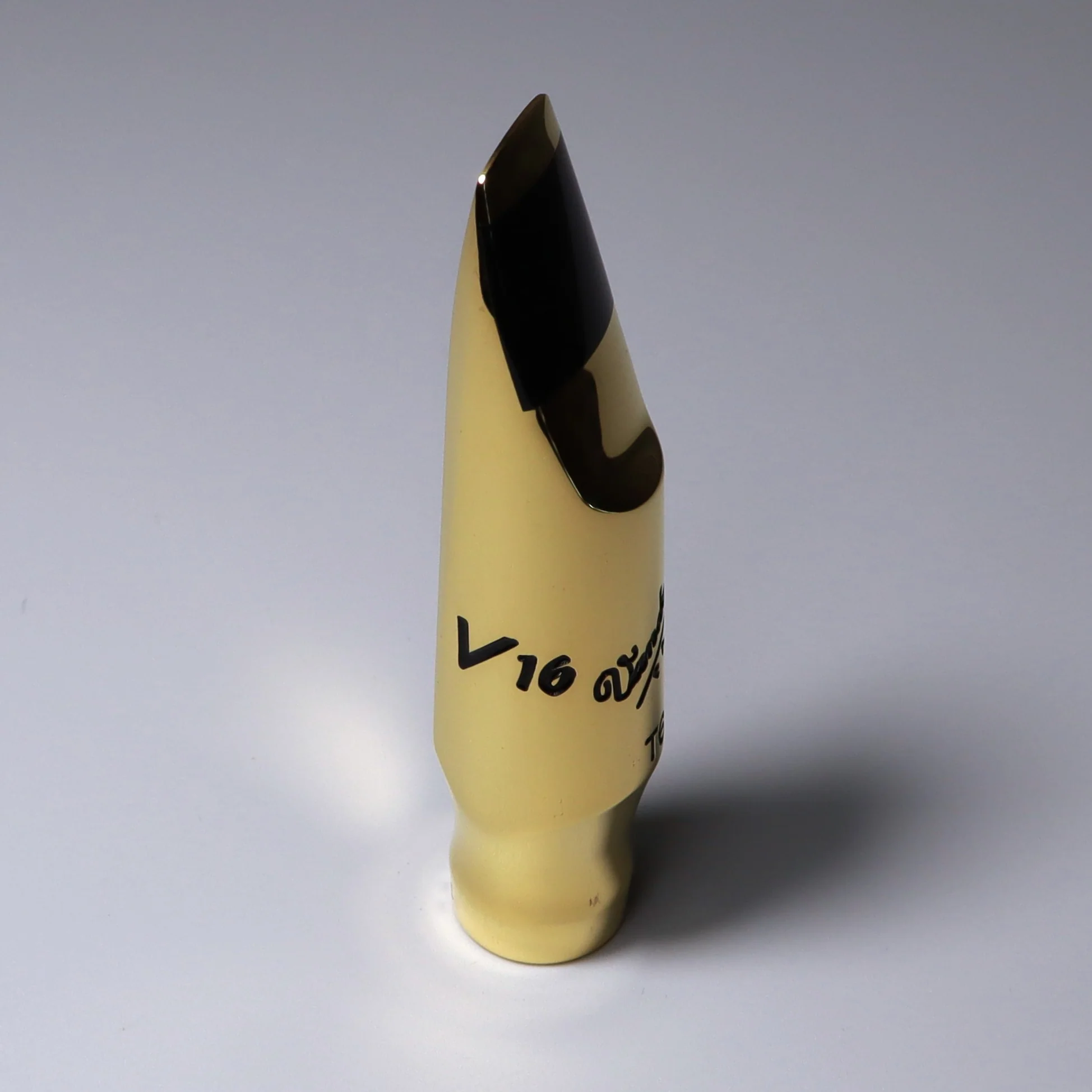 Vandoren V16 Metal Tenor Saxophone Mouthpiece T6 - Large Chamber B-STOCK - Image 6